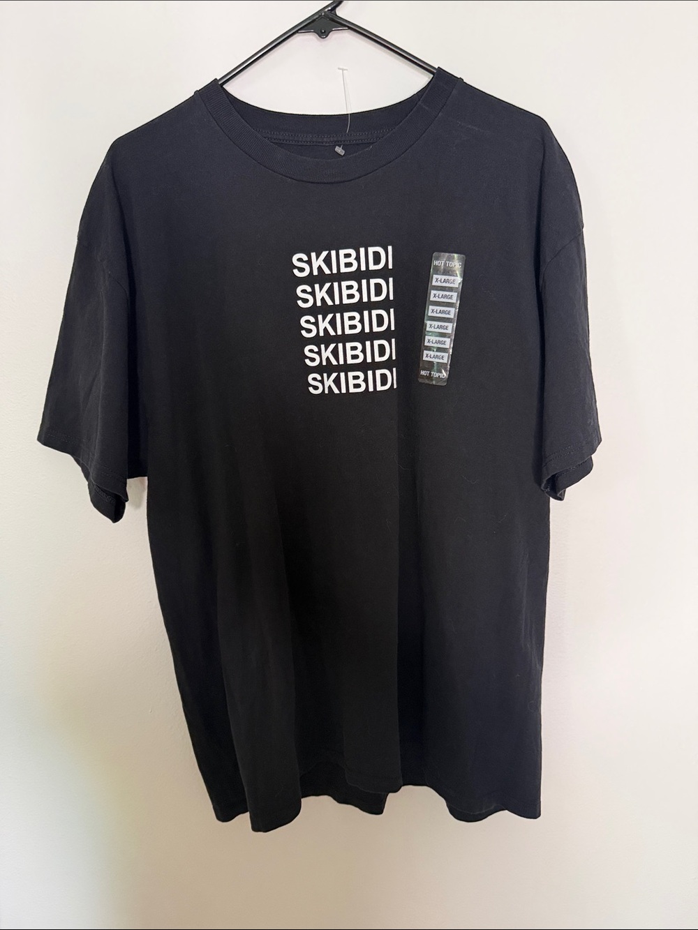 Hot Topic Skibidi Toilet Two-Sided Graphic Tee Black Size XL NWOT Viral Meme